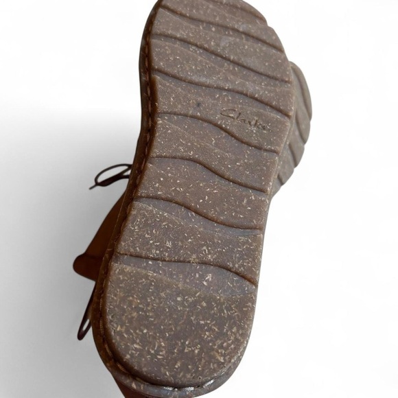 Clarks Tamitha Key Burgundy Suede Leather Chukka Boots | Women’s 7 - Picture 5 of 8